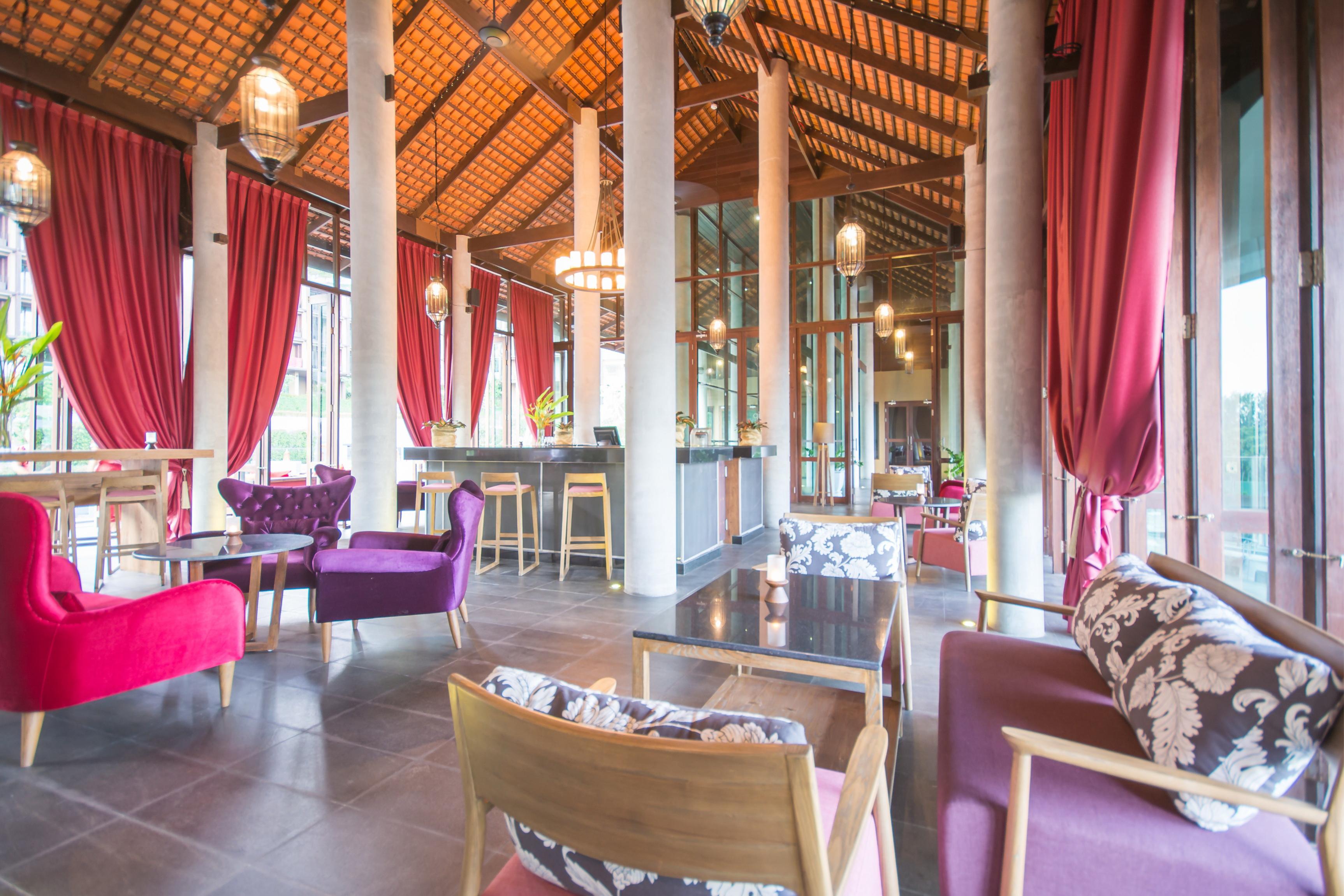 รีสอร์ท โรงแรมสันติ์สุริย์ ภูเก็ต 5*